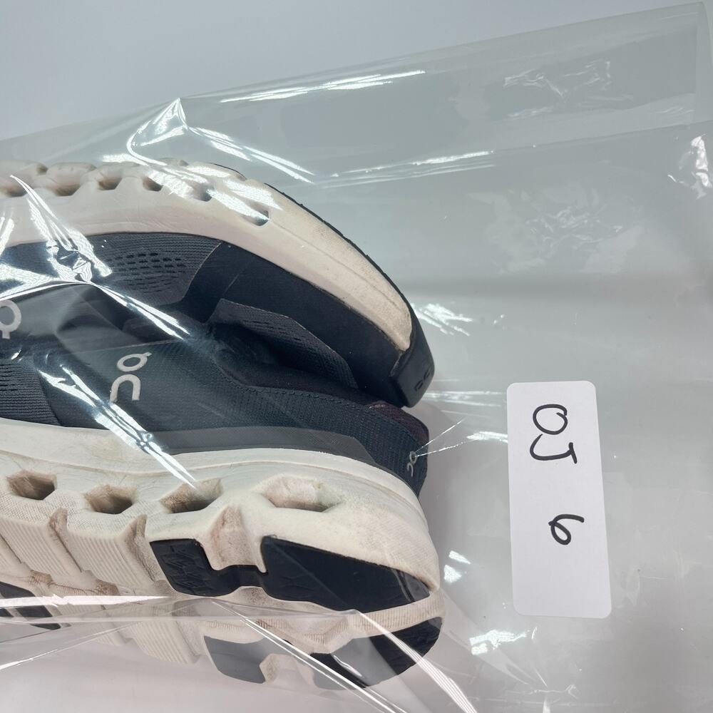 On Cloudrunner 2 Black White Lightweight Running Shoes 3WE10130264 Womens Size 8 - Picture 12 of 12